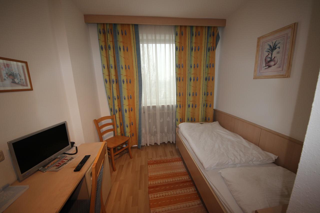Hotel Kleinmuenchen Linz Exterior photo
